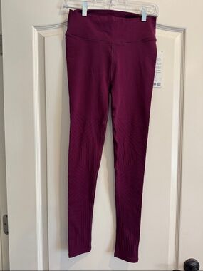 lululemon NWT Plum High-Waist Leggings